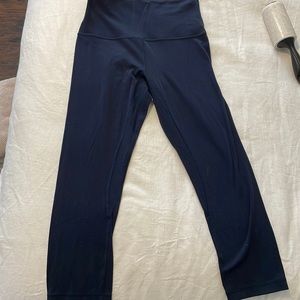 Lululemon aligns 23”